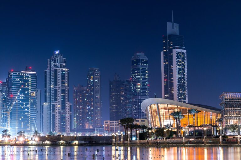 Waterfront Properties in Dubai: A Guide to Luxurious Living